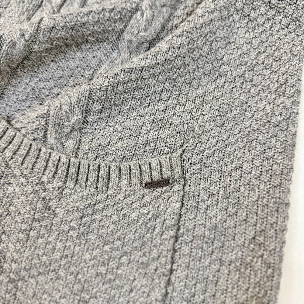 Hollister Gray Cable Knit Cardigan Women’s Medium Chunky Cotton Cozy Coastal - Picture 7 of 15